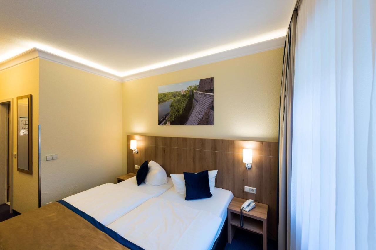 Askania Hotel & Brauhaus Bernburg Esterno foto